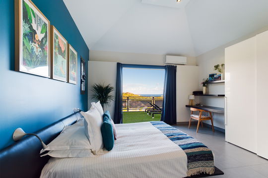 VILLA OPEN SPACE BEDROOM1 3