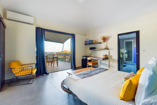 VILLA OPEN SPACE BEDROOM2 1