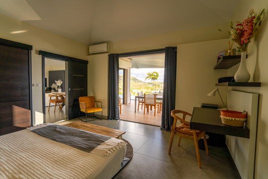 VILLA OPEN SPACE BEDROOM2 4
