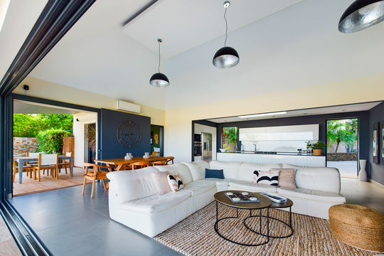 VILLA OPEN SPACE LIVING AREA 5