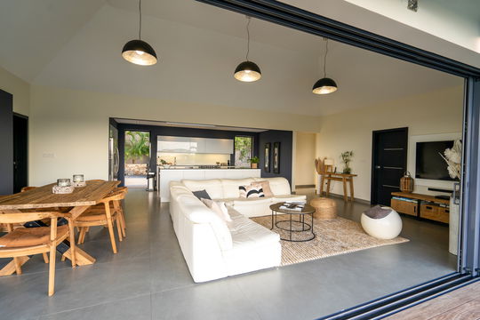 VILLA OPEN SPACE LIVING AREA 8