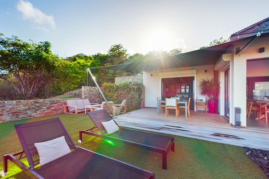 VILLA OPEN SPACE OUTDOORS 4