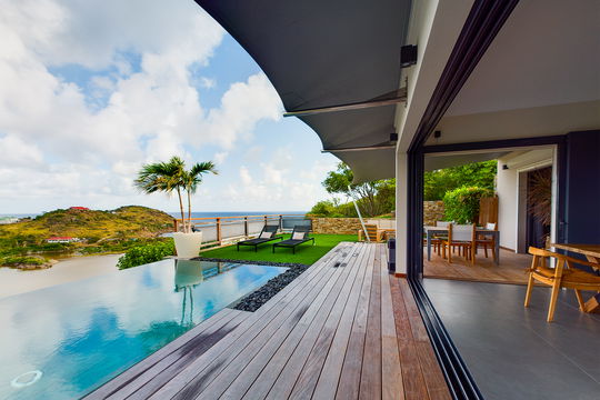 VILLA OPEN SPACE POOL & TERRACE 8