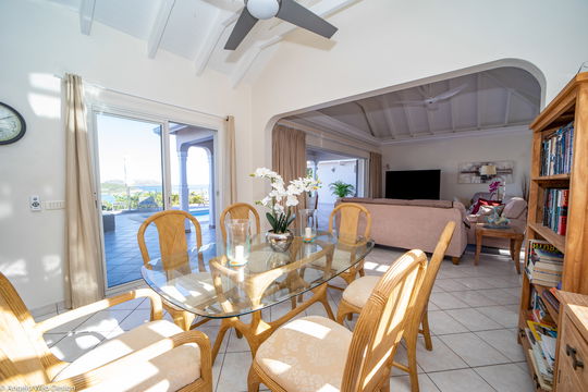 VILLA LES ACAJOUS KITCHEN & DINING AREA 3