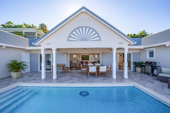 VILLA LES ACAJOUS POOL & TERRACE 4