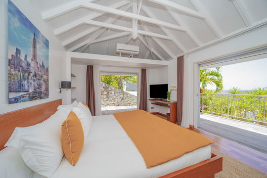 VILLA LENALEE BEDROOM2 1