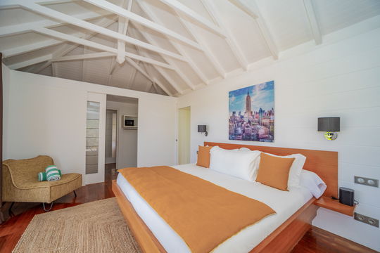 VILLA LENALEE BEDROOM2 4