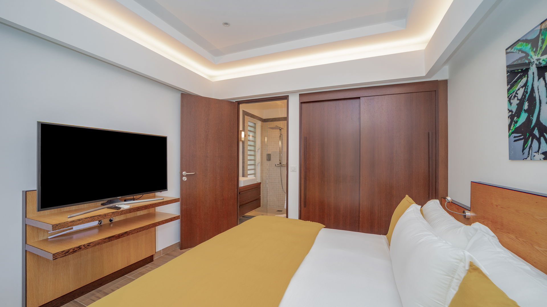 BEDROOM 4
