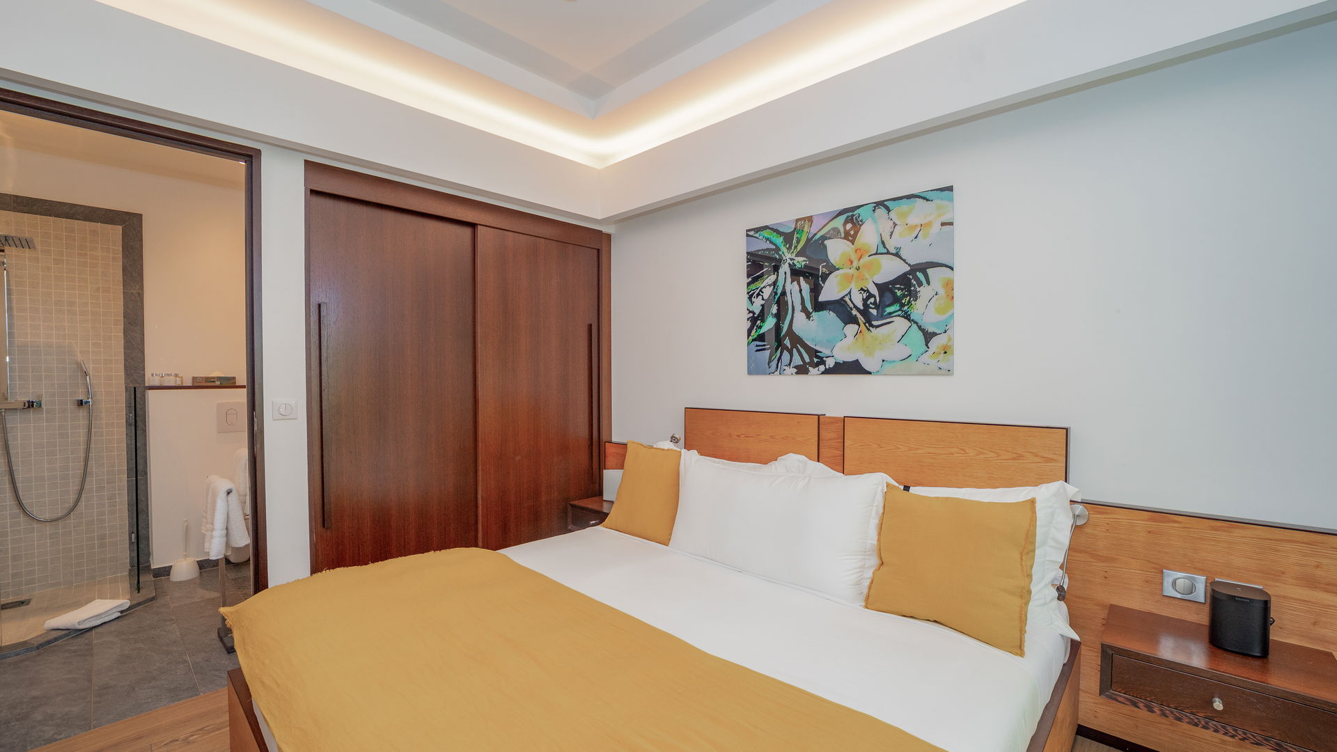 BEDROOM 4