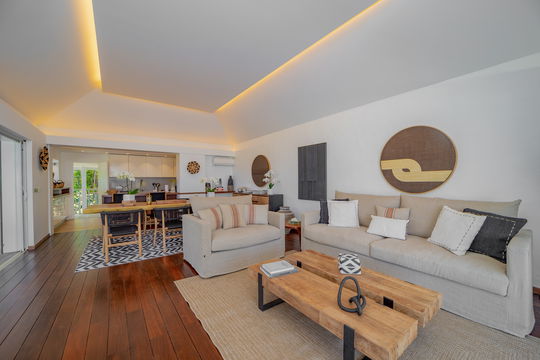 VILLA LENALEE LIVING AREA 2