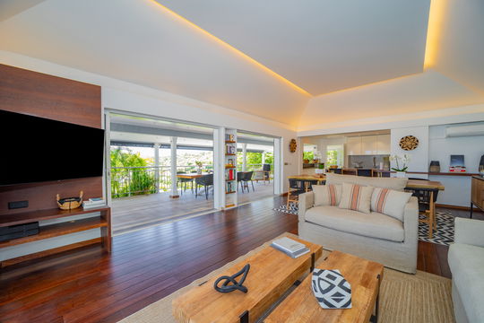 VILLA LENALEE LIVING AREA 3