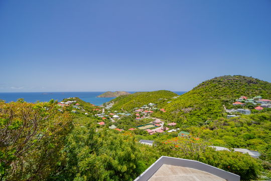 VILLA LENALEE OUTDOORS 1