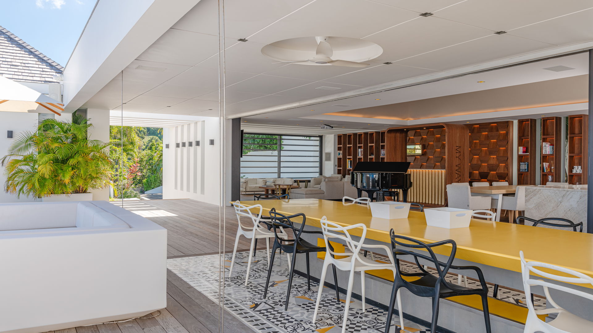 OUTSIDE DINING AREA