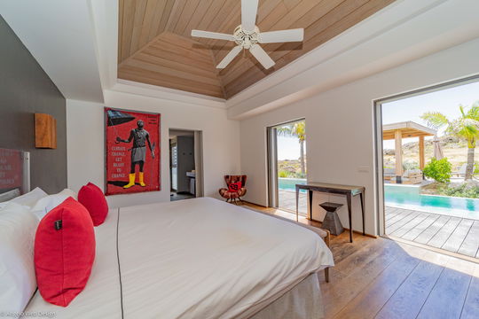 VILLA LAGON VERT BEDROOM1 2