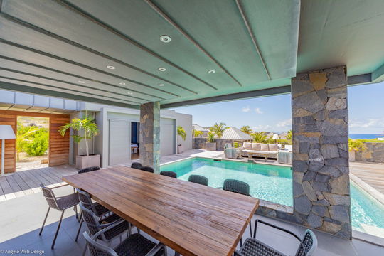 VILLA LAGON VERT KITCHEN & DINING AREA 6