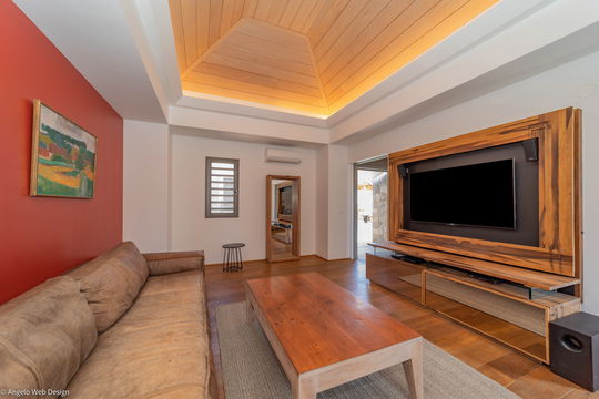 VILLA LAGON VERT TV ROOM 1