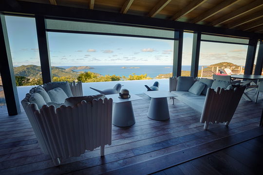 VILLA MOH POOL & TERRACE 3