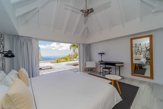 VILLA LAGON BLEU BEDROOM1 6