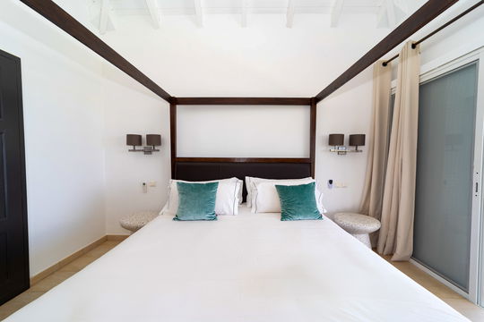 VILLA LAGON BLEU BEDROOM3 4