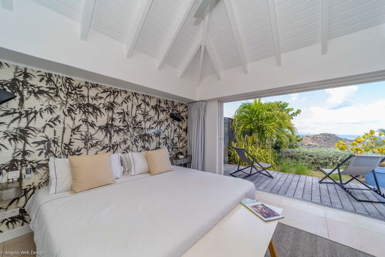 VILLA LAGON BLEU BEDROOM5 3