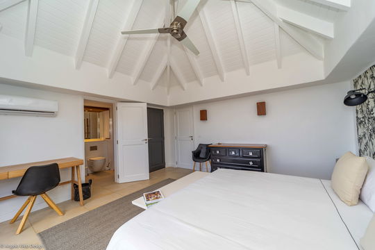 VILLA LAGON BLEU BEDROOM5 6