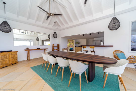 VILLA LAGON BLEU KITCHEN & DINING AREA 3