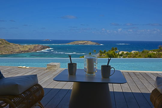 VILLA LAGON BLEU POOL & TERRACE 14
