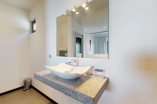 VILLA NITA BEDROOM1 7