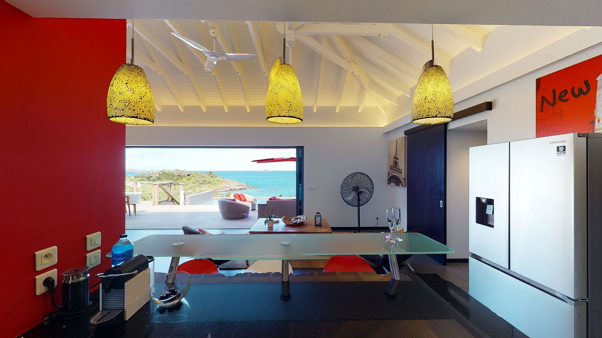 KITCHEN & DINING AREA
