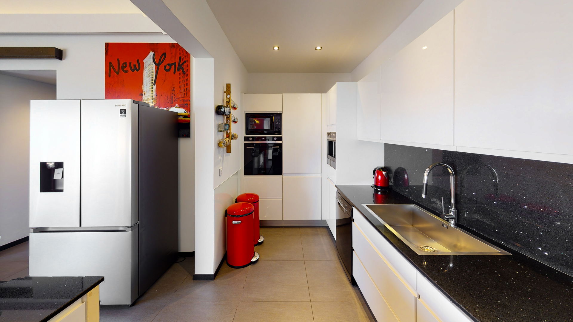 KITCHEN & DINING AREA