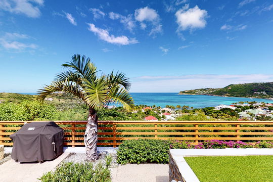 VILLA NITA OUTDOORS 5