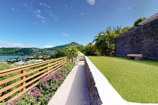 VILLA NITA OUTDOORS 6