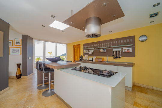 VILLA CASA PARAISO KITCHEN 2