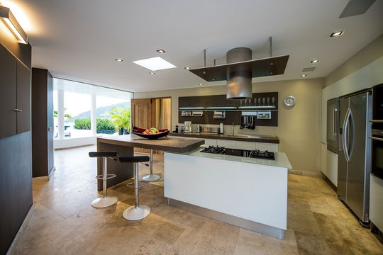 VILLA CASA PARAISO KITCHEN 8