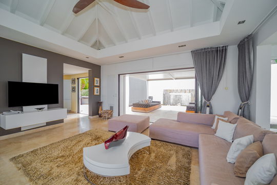 VILLA CASA PARAISO LIVING AREA 3
