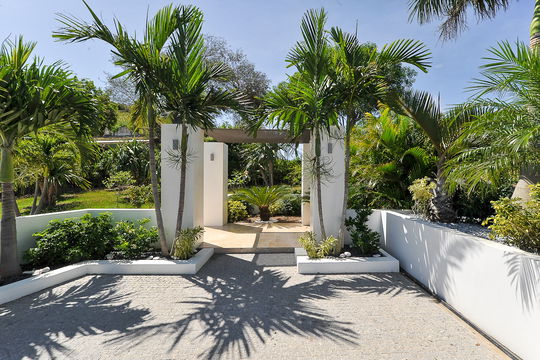 VILLA CASA PARAISO OUTDOORS 9