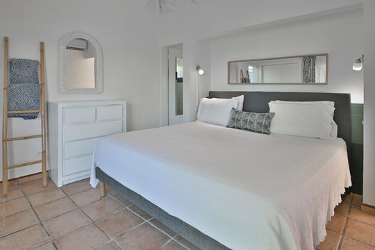 VILLA LES CAZES BEDROOM2 2