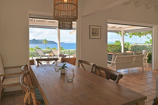 VILLA LES CAZES KITCHEN & DINING AREA 2