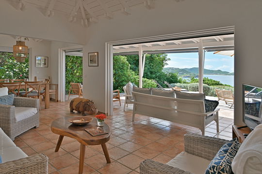 VILLA LES CAZES LIVING AREA 1