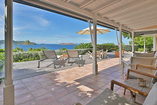 VILLA LES CAZES OUTDOOR LOUNGE AREA 4
