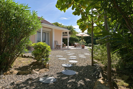 VILLA LES CAZES OUTDOORS 10