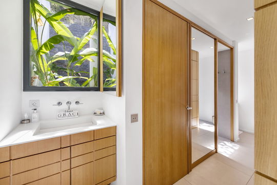 VILLA GRACE BEDROOM3 7