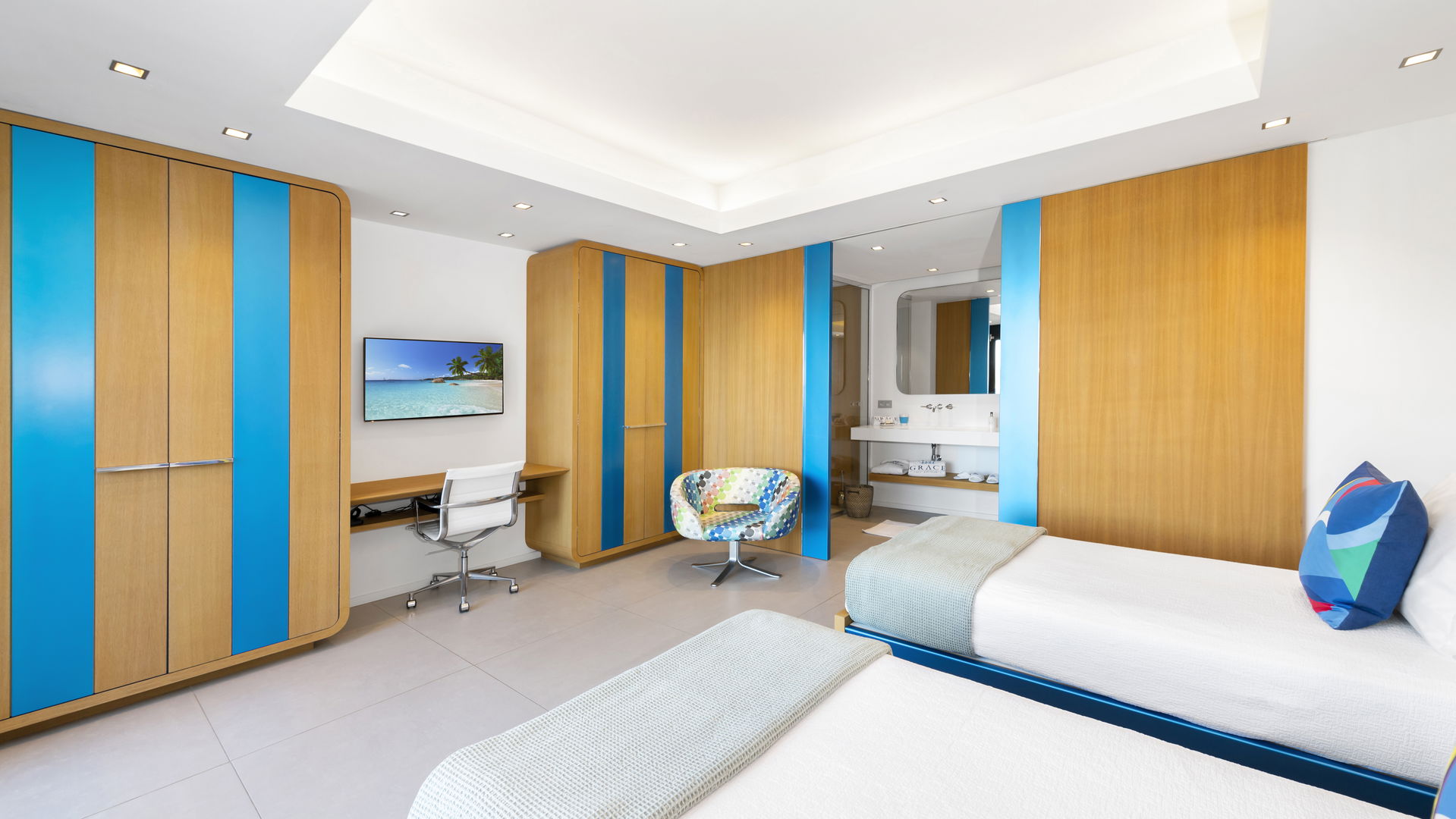 BEDROOM 5