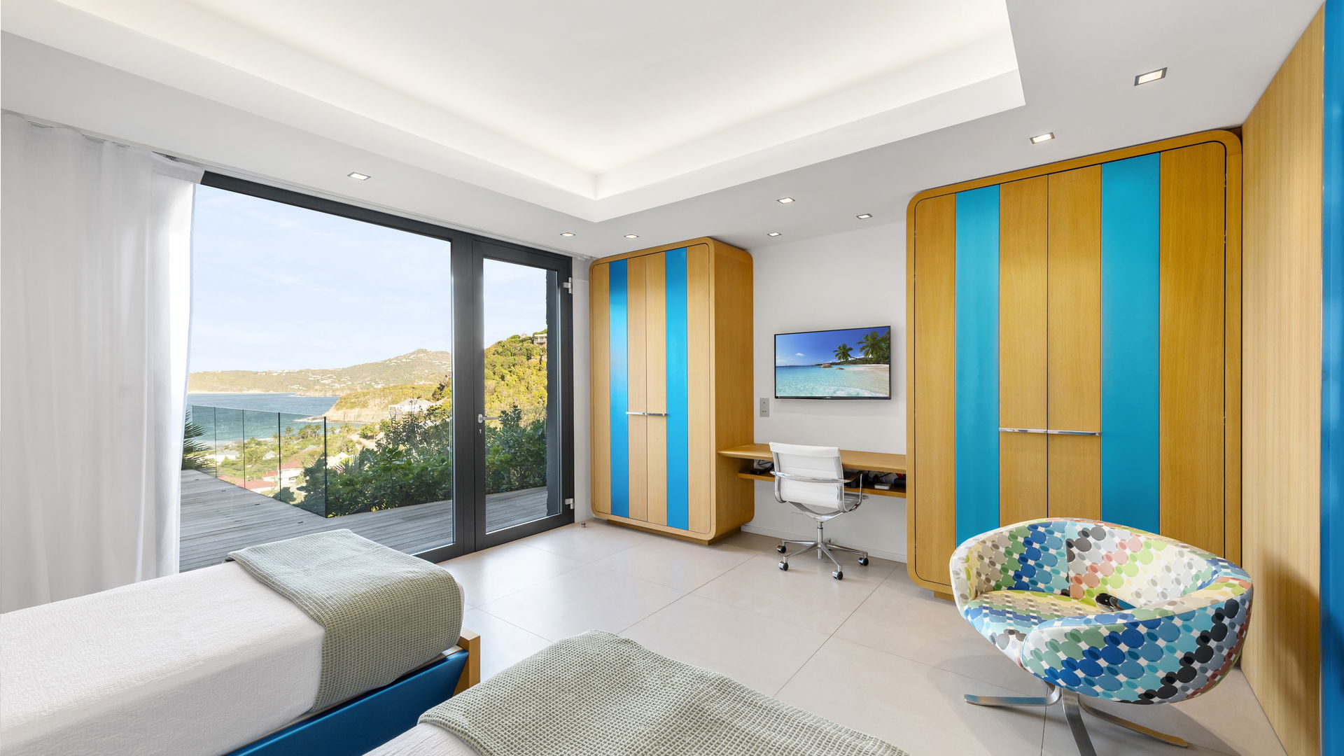 BEDROOM 5