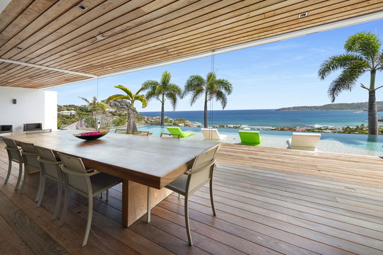 VILLA GRACE KITCHEN & DINING AREA 1