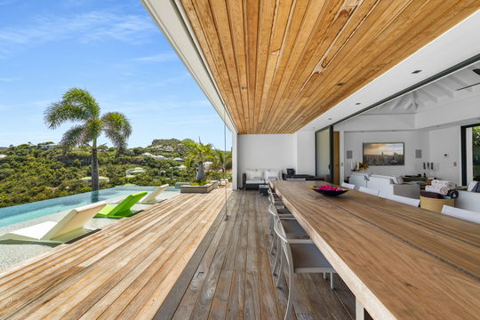 VILLA GRACE KITCHEN & DINING AREA 2