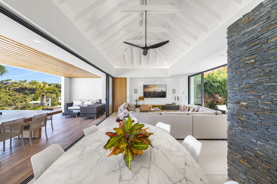 VILLA GRACE KITCHEN & DINING AREA 6