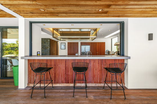 VILLA GRACE KITCHEN & DINING AREA 7
