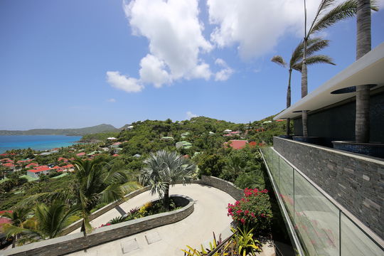 VILLA GRACE OUTDOORS 3.JPG
