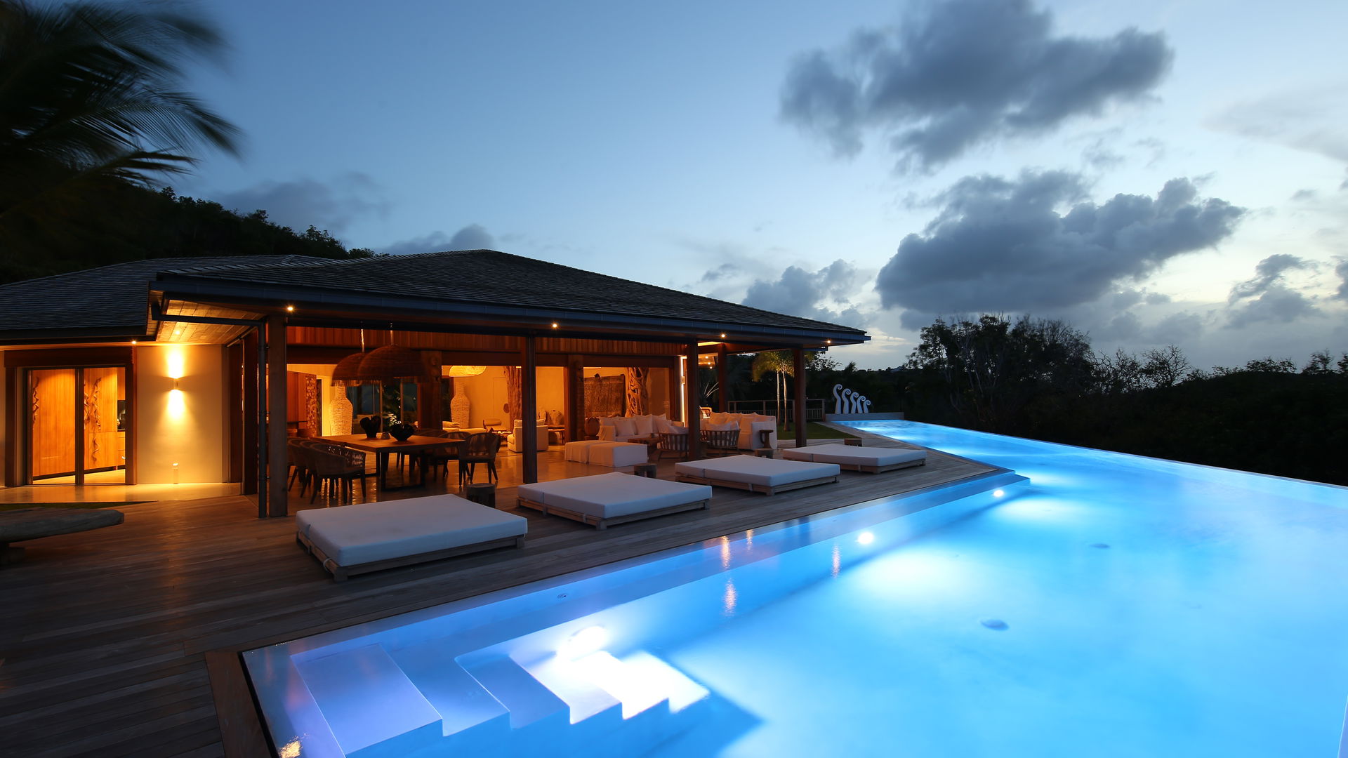 BY NIGHT